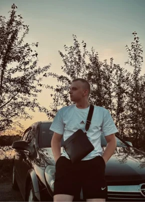 Даниил, 21, Вологда