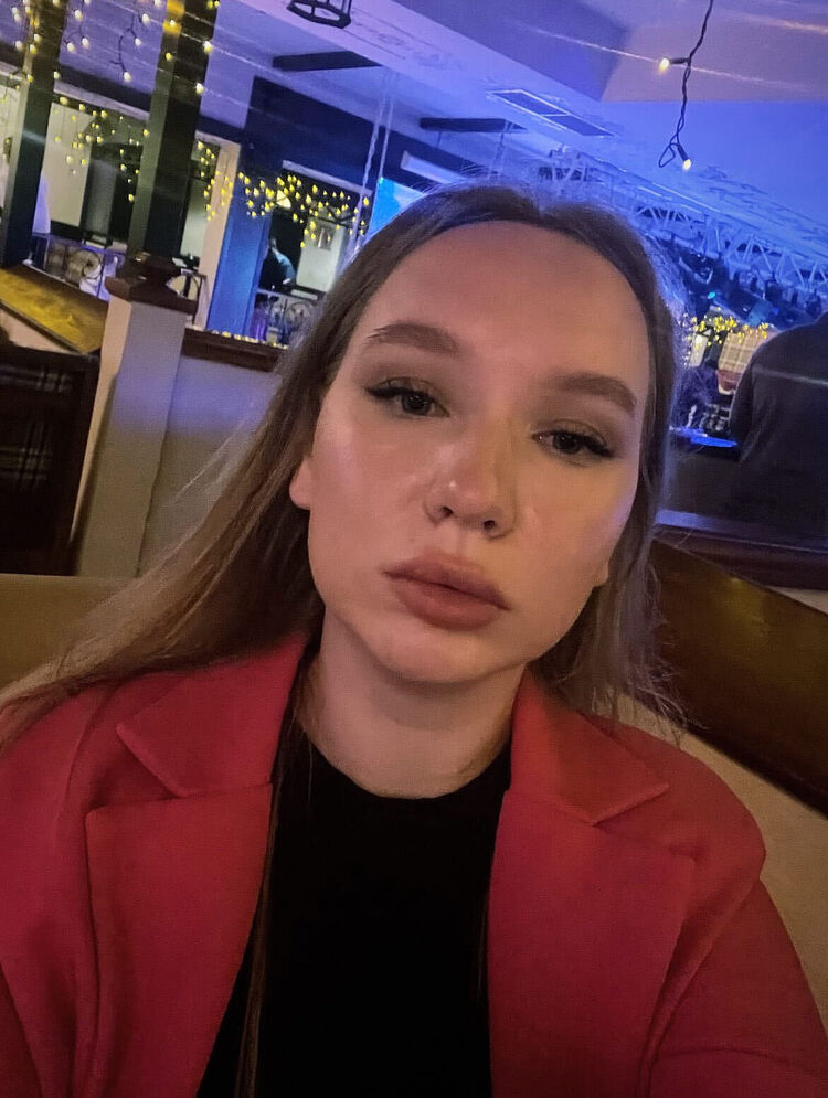 Ксения, 22, Челябинск