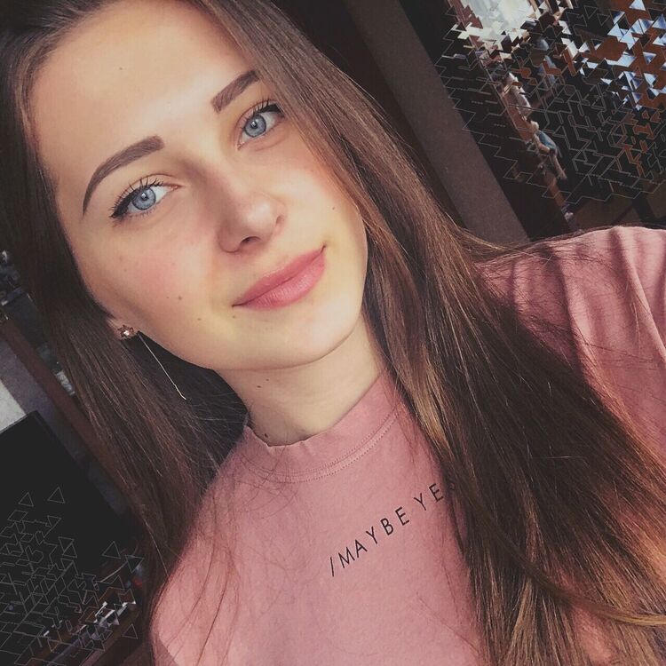 Кристина, 22, Великий Новгород