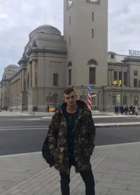 Денис, 22, Подольск