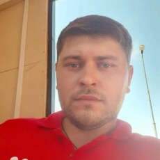 Михаил, 36, Адлер