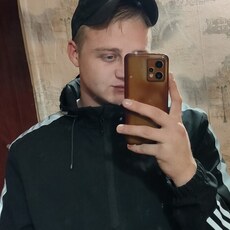 Кирилл, 23, Курган