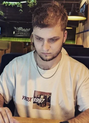 Дима, 27, Симферополь
