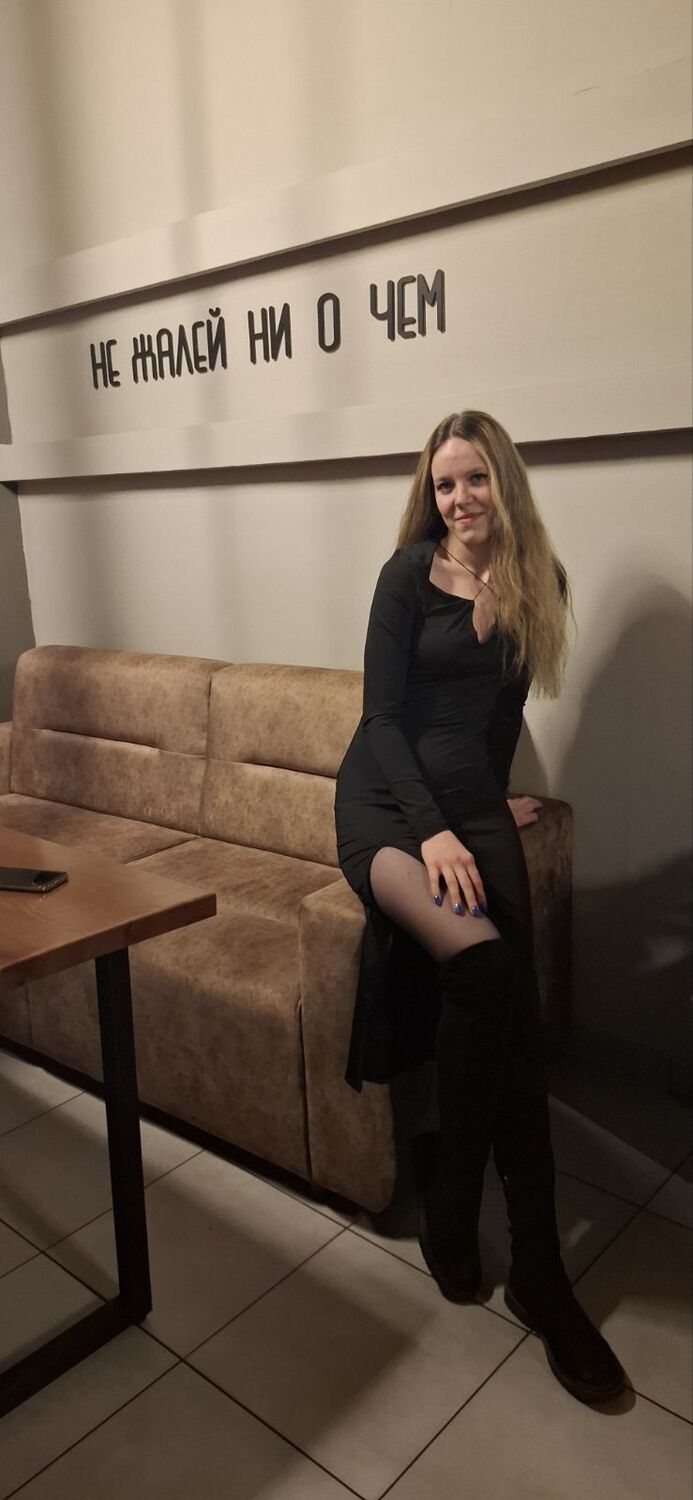 Светлана, 23, Нижневартовск