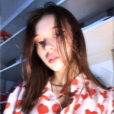 Лилия, 19, Нижний Тагил