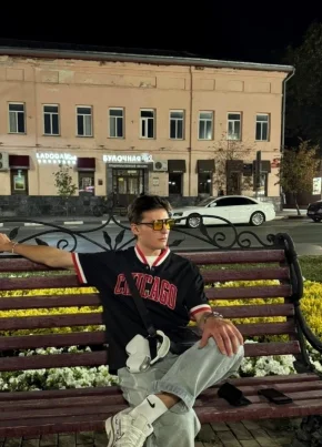 Александр, 22, Ульяновск