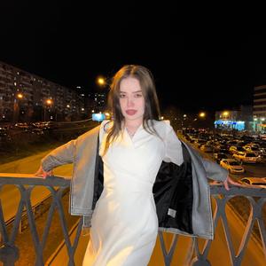 Катя, 22, Ногинск