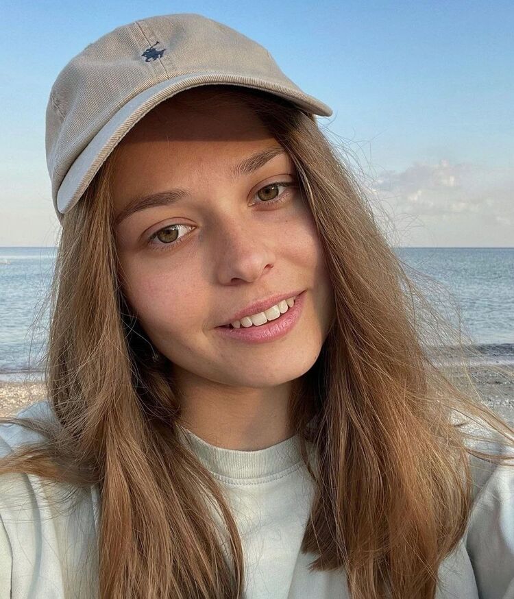 Вика, 23, Оренбург