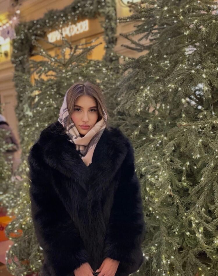 Арина, 19, Хабаровск