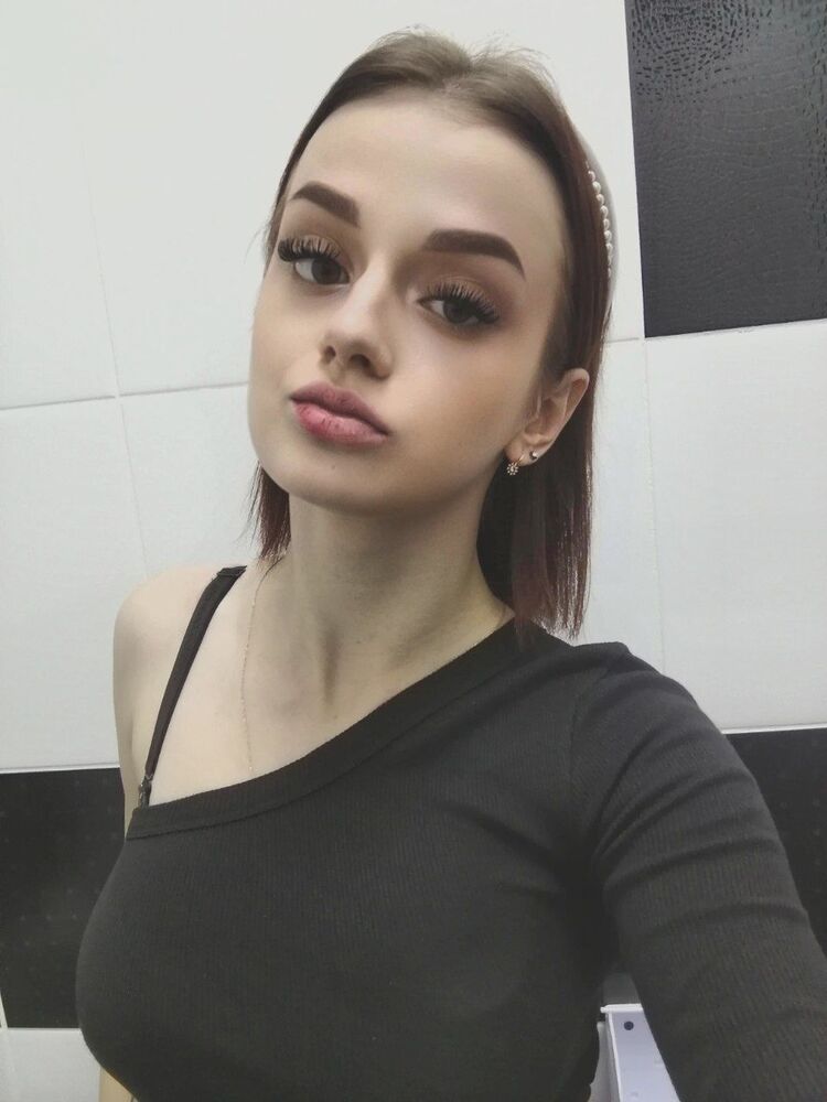 Альбина, 20, Вологда