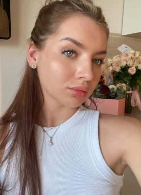Соня, 22, Новосибирск