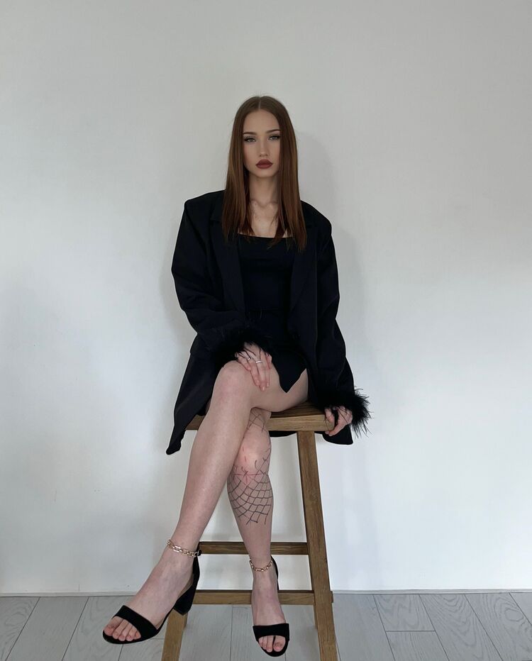 Арина, 18, Краснодар