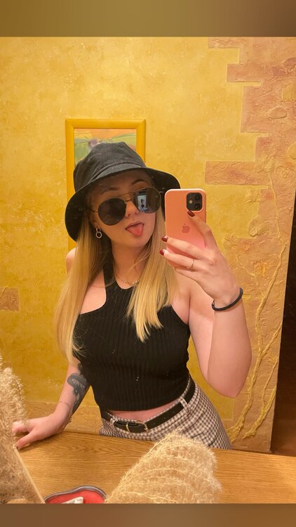 Софья, 22, Курск