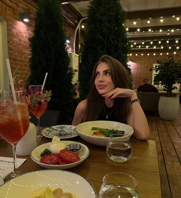 Юлия, 31, Магадан