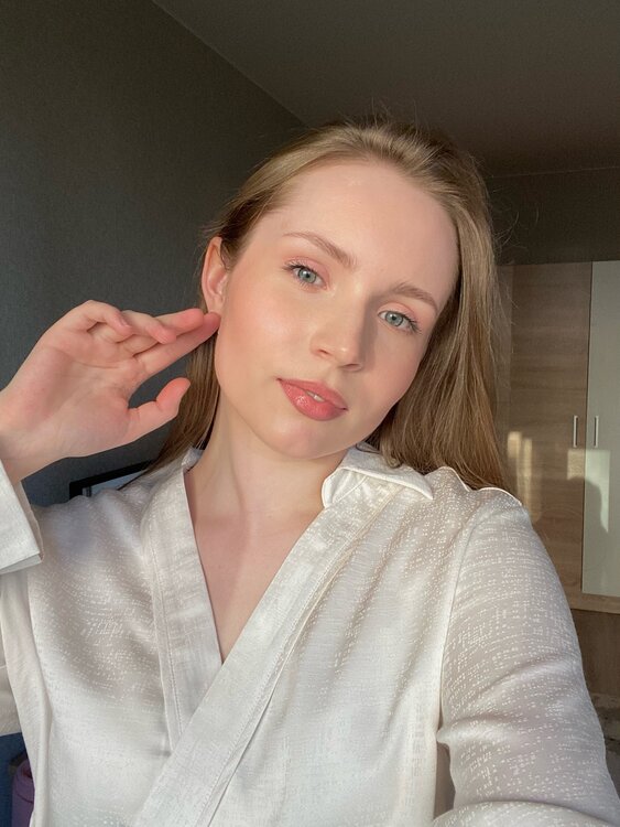 Елена, 24, Брянск