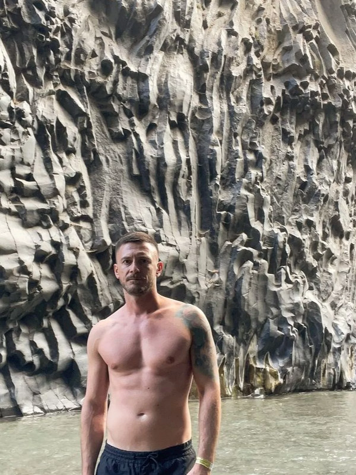 Матвей, 28, Астрахань