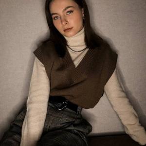 Полина, 22, Москва