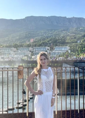 Алена, 30, Симферополь