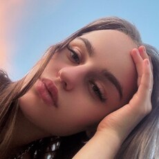 Алина, 21, Волгоград