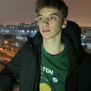Саша, 21, Волгоград