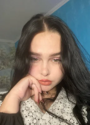 Василиса, 21, Южно-Сахалинск