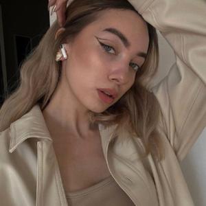 Даша, 21, Севастополь
