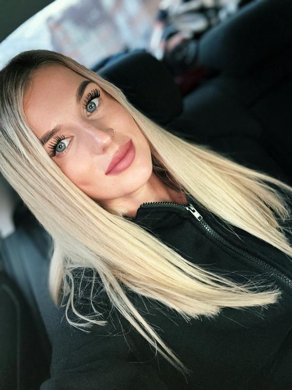 Вика, 23, Череповец