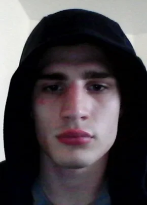Роман, 20, Кемерово