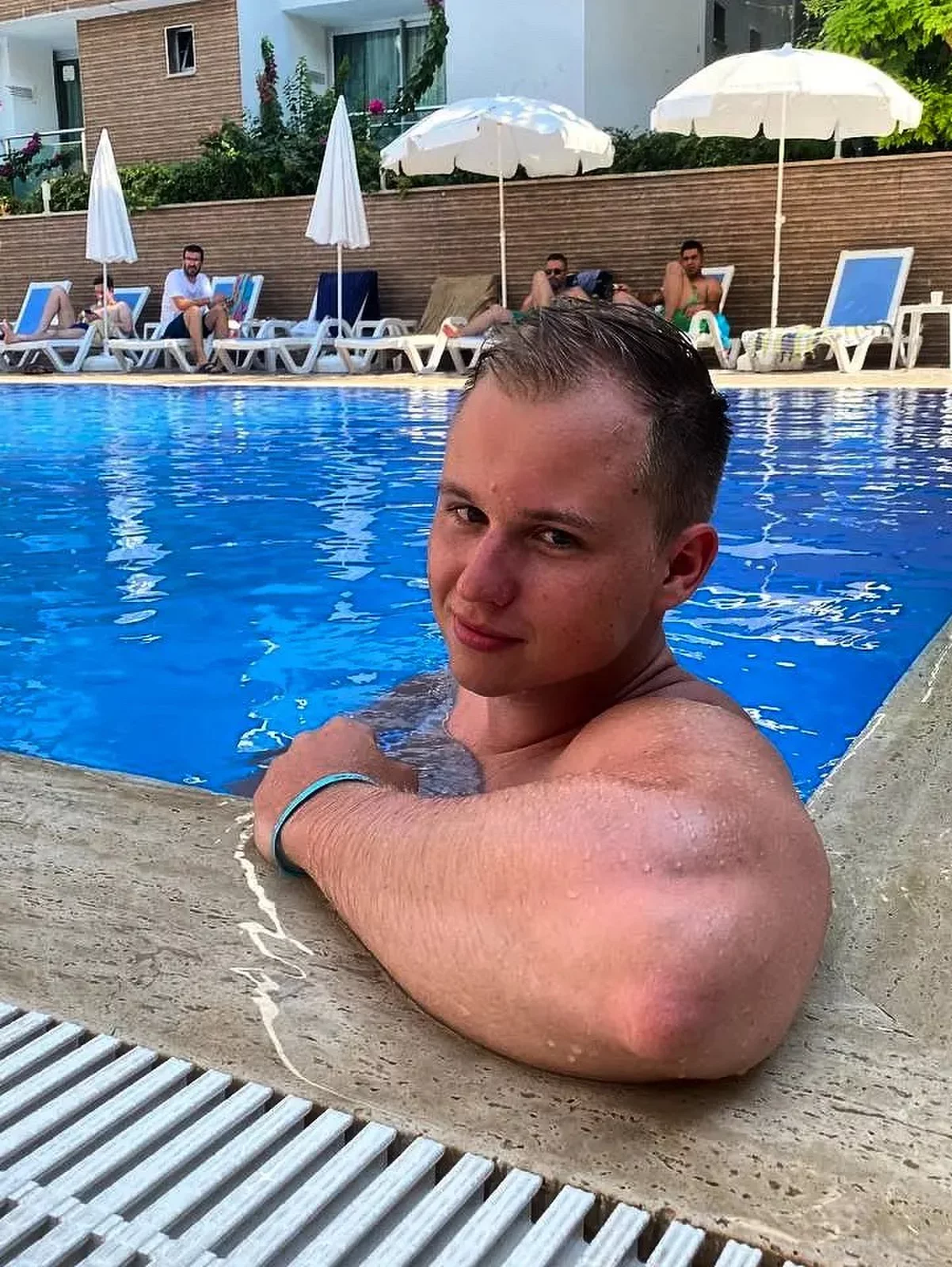 Александр, 26, Москва