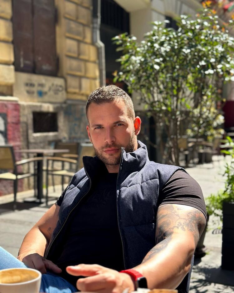 Влад, 30, Ярославль