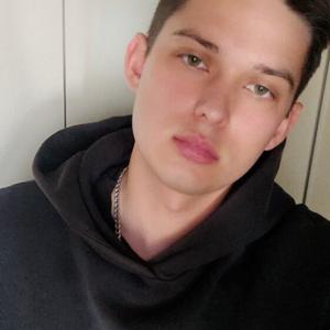 Александр, 20, Йошкар-Ола