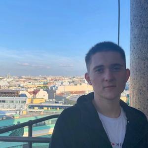 Андрей, 18, Красноярск