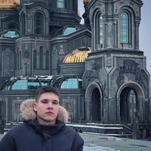 Александр, 22, Брянск
