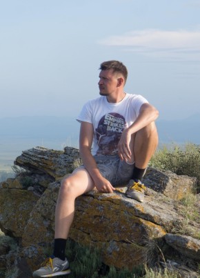 Антон, 25, Абакан