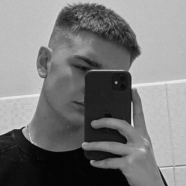 Магомед, 19, Сургут