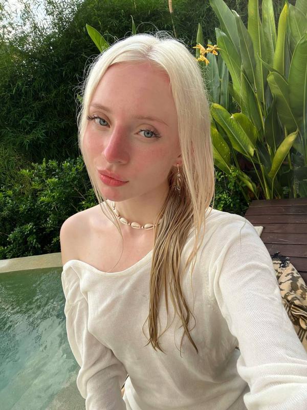 Карина, 19, Томск